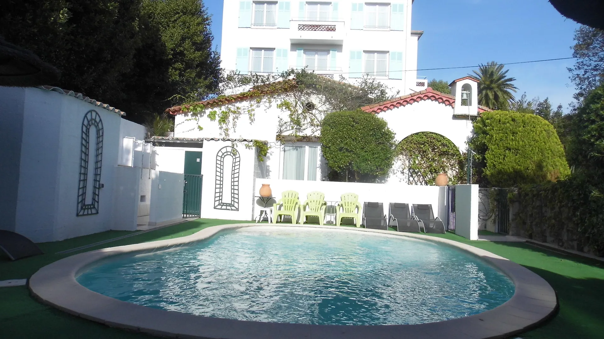ז'ואן-לה-פינס Hotel Le Pre Catelan 3*,  צרפת