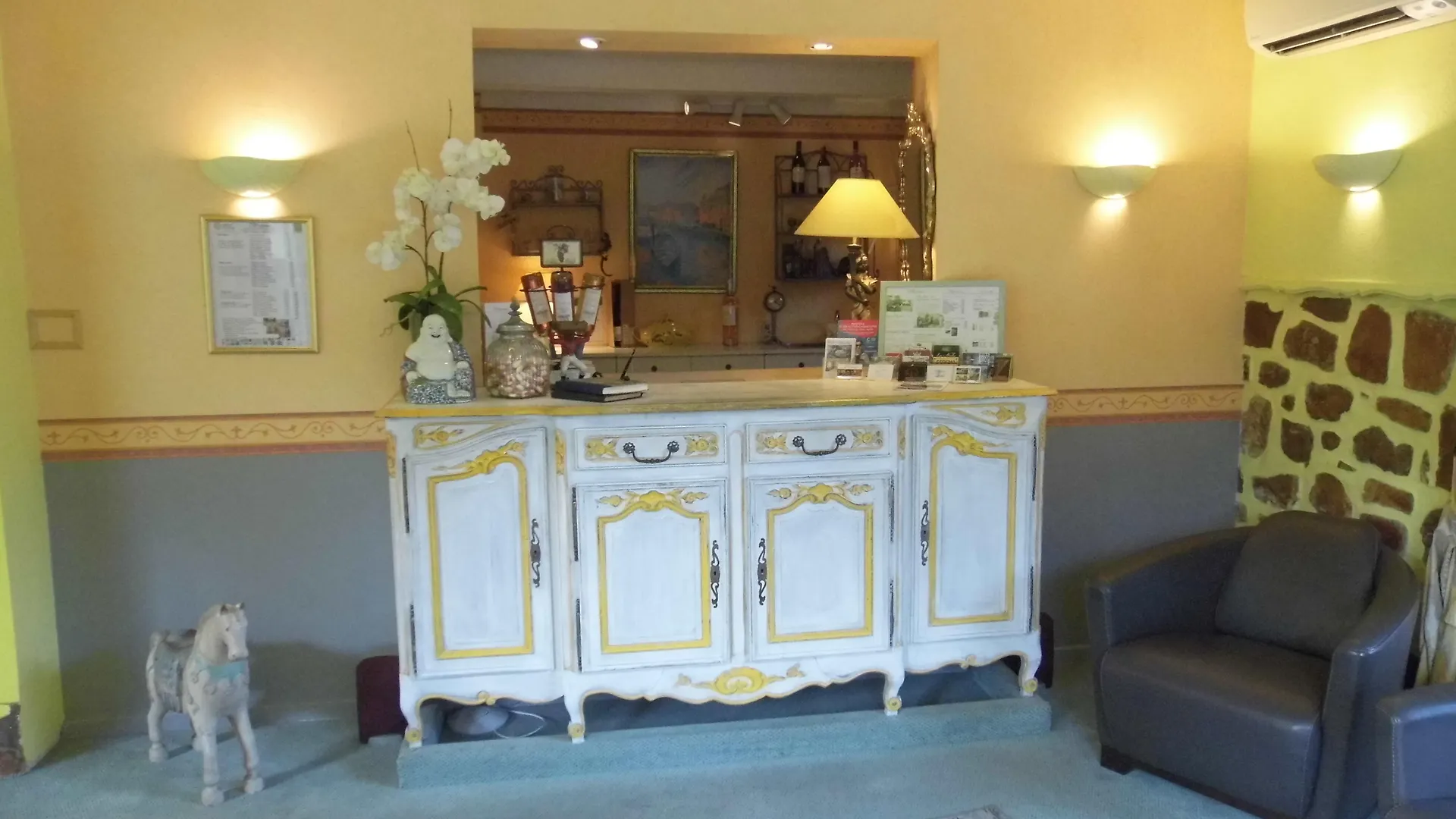 ז'ואן-לה-פינס Hotel Le Pre Catelan