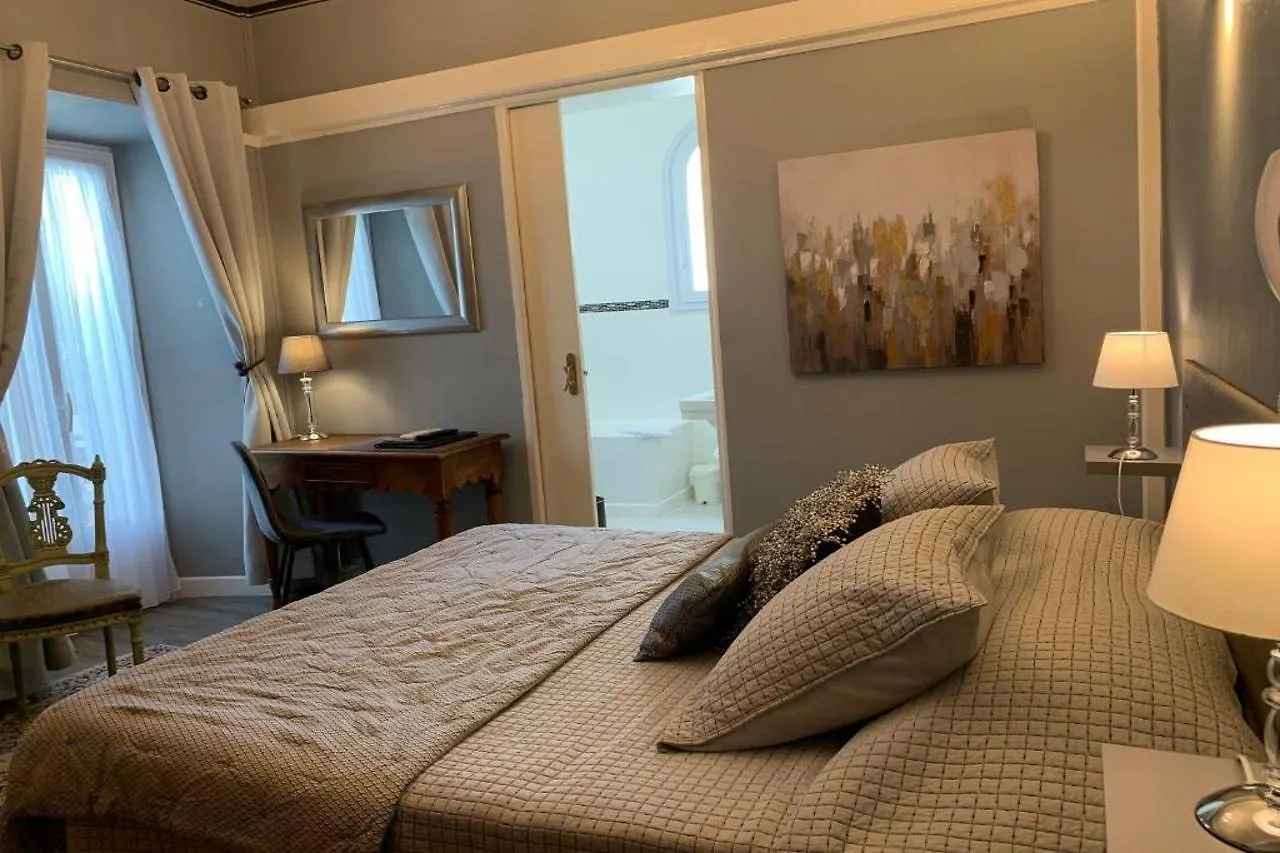 ז'ואן-לה-פינס Hotel Le Pre Catelan 3*,