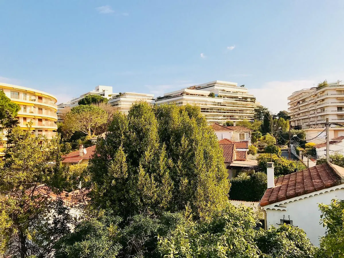 ז'ואן-לה-פינס Hotel Le Pre Catelan