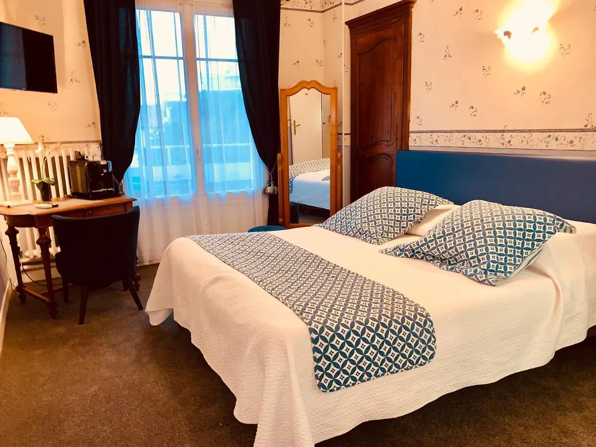 ז'ואן-לה-פינס Hotel Le Pre Catelan